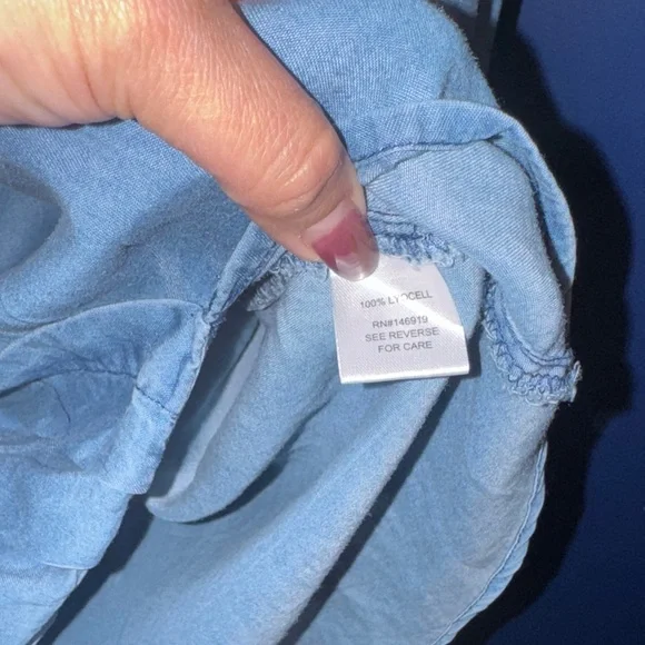 Rachel Roy-NWOT Light Blue Denim Wrap Blouse Size Medium - Picture 12 of 17